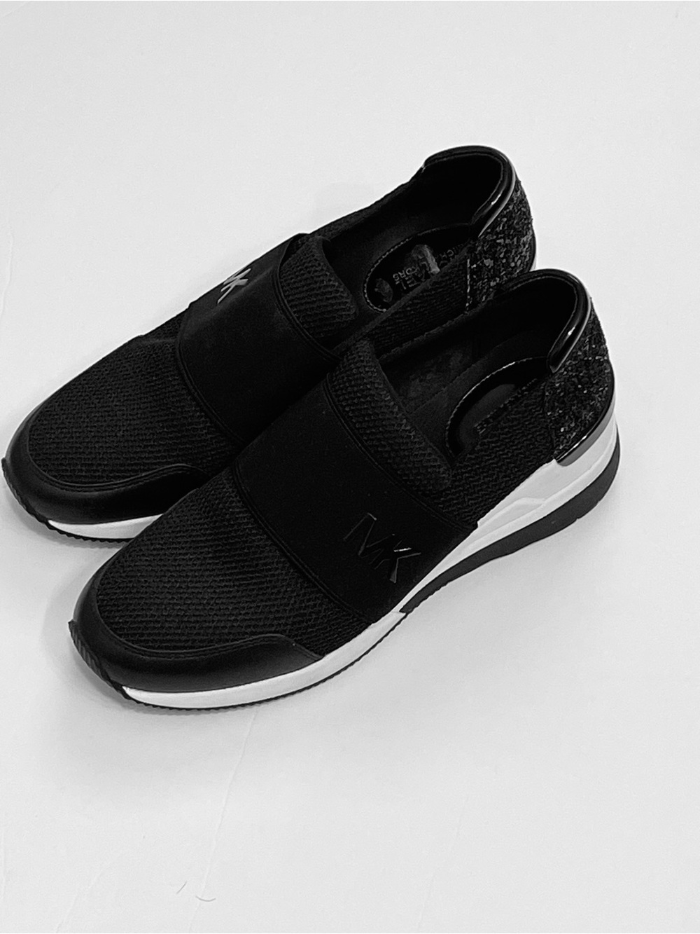 Michael Michael Kors 8.5 Black White Glitter Back Slip On Sneaker Worn Once